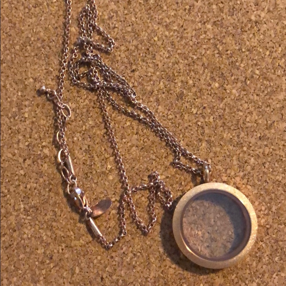 Rose Gold Locket With Chain